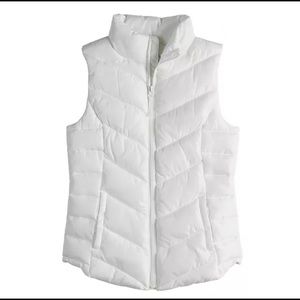 SO white puffer insulated vest